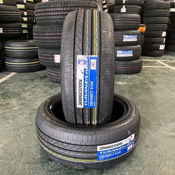 Lốp 225/45R17 Bridgestone 225/45R17 Turanza T05 Lốp Cerato Lốp Elantra Lốp Rondo Lốp C250 